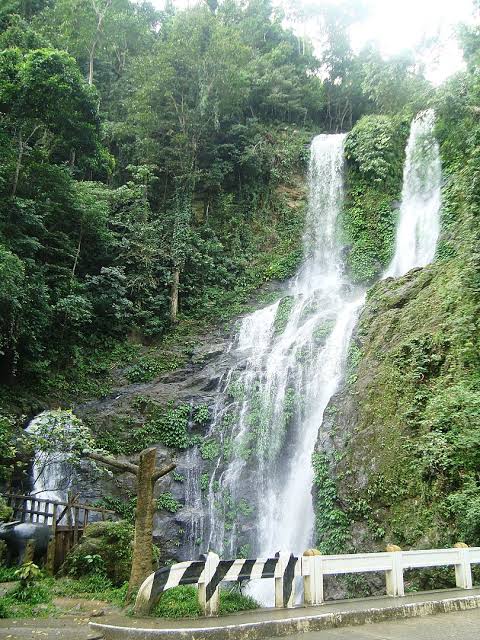 Tamaraw Falls, Puerto Galera, Mindoro, luxury solo travel Philippines